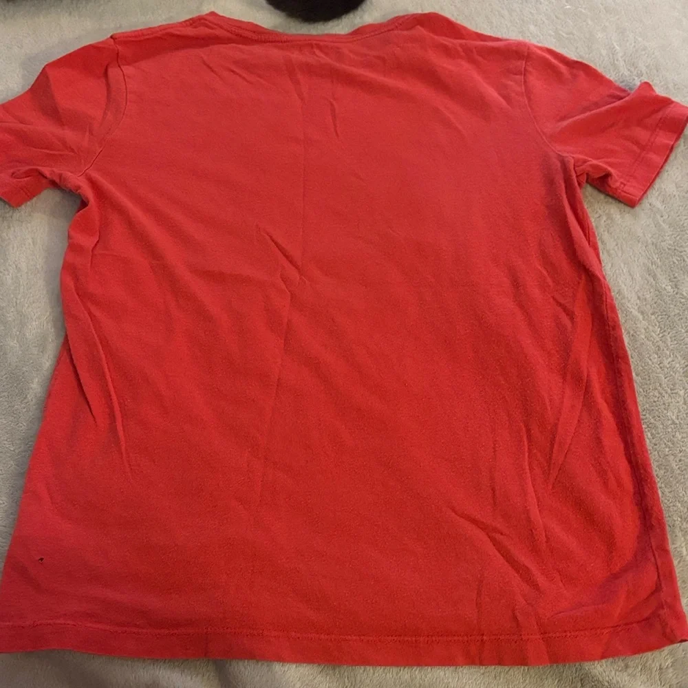 Old Navy Kids Red Naruto Shippuden T-Shirt - Picture 4 of 4